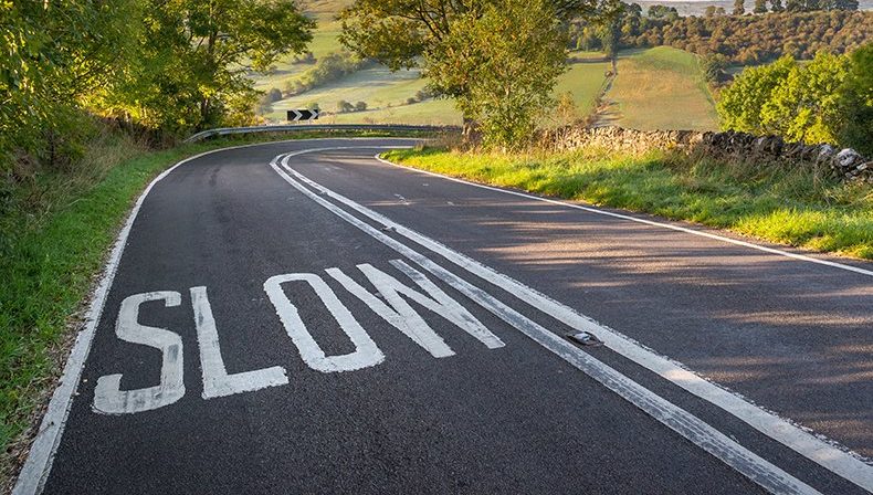 What Do Solid White Lines On The Side Of The Road Mean